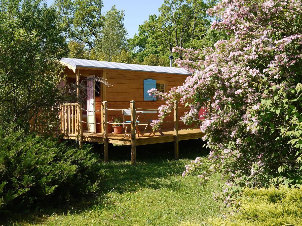 Coutillard Parisot  ภายนอก รูปภาพ